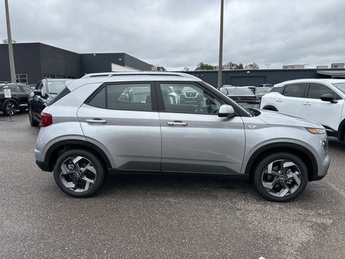 New 2026 Hyundai Venue SEL image 7