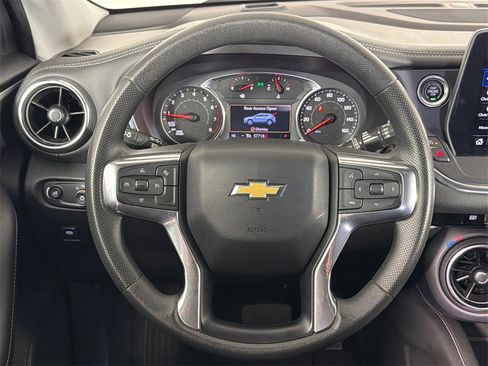 Used 2023 Chevrolet Blazer LT image 23