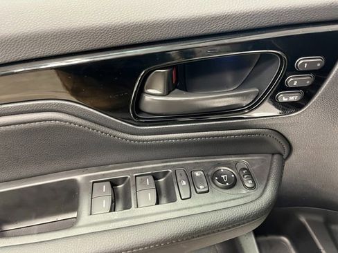 New 2026 Honda Odyssey Touring image 9