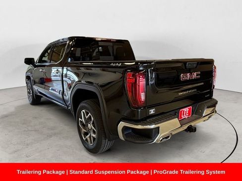 New 2026 GMC Sierra 1500 SLT AWD/4WD image 3