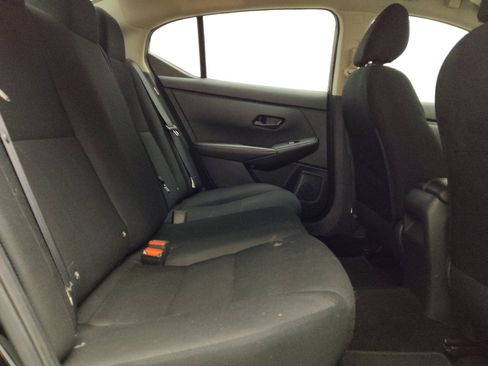 Used 2024 Nissan Sentra S FWD image 19