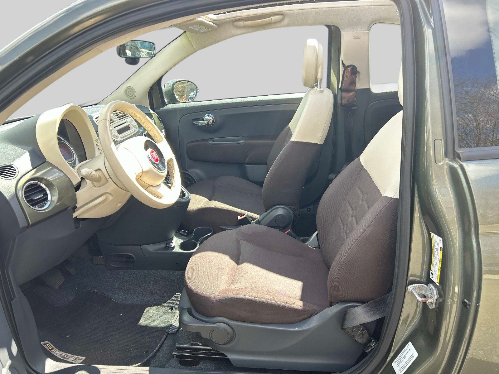 Used 2015 FIAT 500 Pop FWD image 10