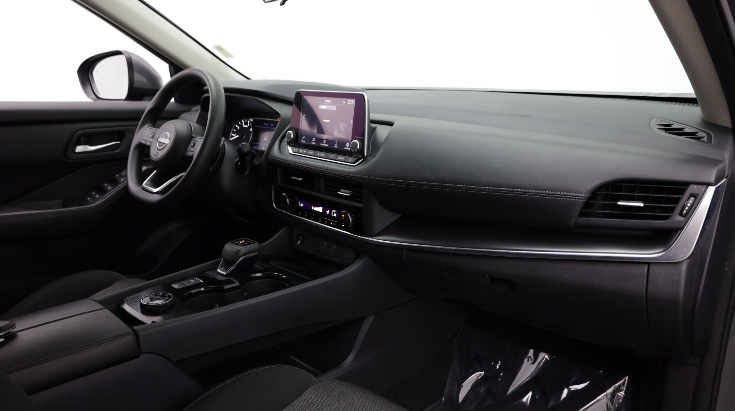 Used 2024 Nissan Rogue SV AWD/4WD image 39