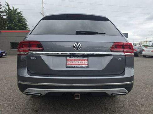 Used 2018 Volkswagen Atlas SEL FWD image 25