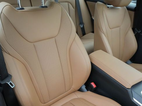 Used 2025 BMW 330i Sedan RWD image 14
