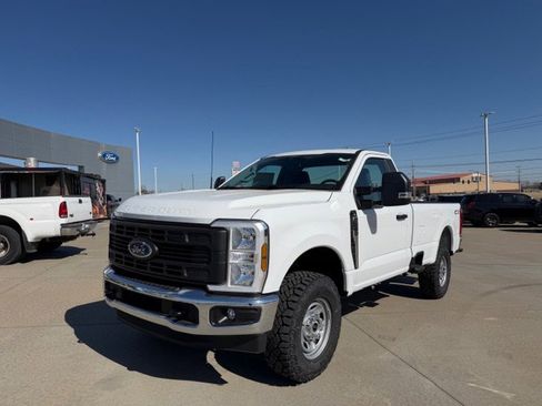 New 2026 Ford F250 XL w/ XL Off-Road Package image 2