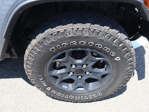 Used 2023 Jeep Wrangler Unlimited w/ Cold Weather Group AWD/4WD image 15