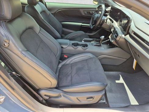 Certified 2025 Ford Mustang Dark Horse RWD image 19