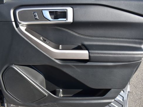 Used 2023 Ford Explorer XLT w/ Equipment Group 202A image 24