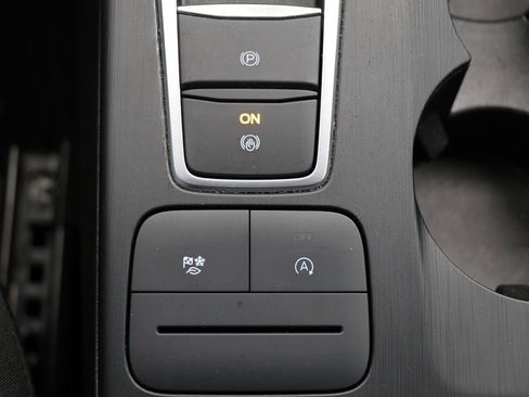 Used 2025 Ford Escape Active image 24