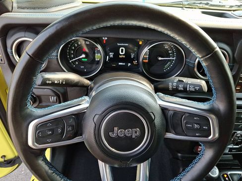 Certified 2023 Jeep Wrangler Unlimited Rubicon 4xe w/ Cold Weather Group AWD/4WD image 19