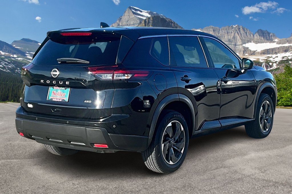 Used 2025 Nissan Rogue SV AWD/4WD image 2