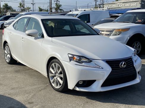 Used 2016 Lexus IS 200t image 6