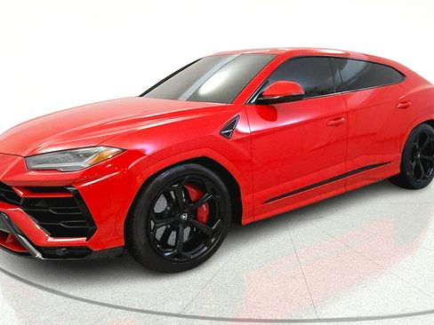 Used 2022 Lamborghini Urus AWD/4WD image 3