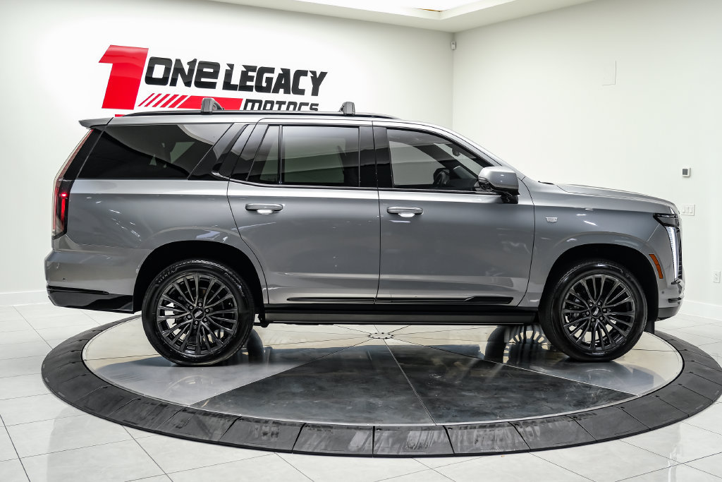 Used 2025 Cadillac Escalade Sport Platinum AWD/4WD image 9