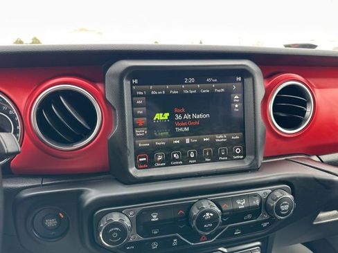 Used 2022 Jeep Wrangler Unlimited Rubicon image 21