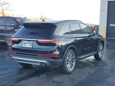 New 2026 Lincoln Corsair Premiere image 4