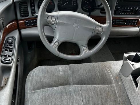 Used 2002 Buick Le Sabre Custom w/ Luxury Pkg image 5