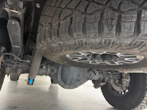 Used 2025 GMC Sierra 2500 AT4X AWD/4WD image 50