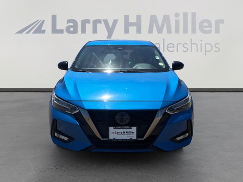 Used 2022 Nissan Sentra SR FWD image 9