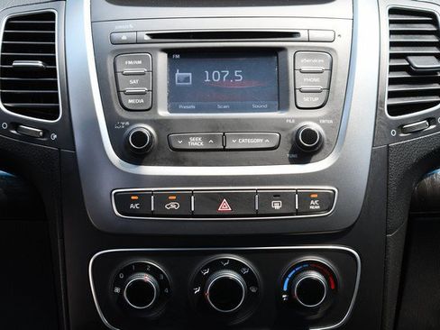 Used 2015 Kia Sorento LX AWD/4WD image 19