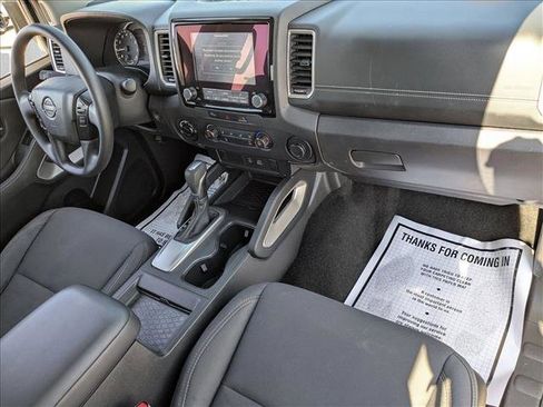 Used 2023 Nissan Frontier SV image 20