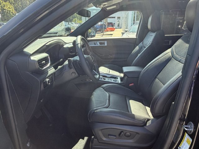 Used 2024 Ford Explorer ST w/ Equipment Group 401A AWD/4WD image 26