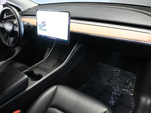 Used 2020 Tesla Model Y Long Range AWD/4WD image 10