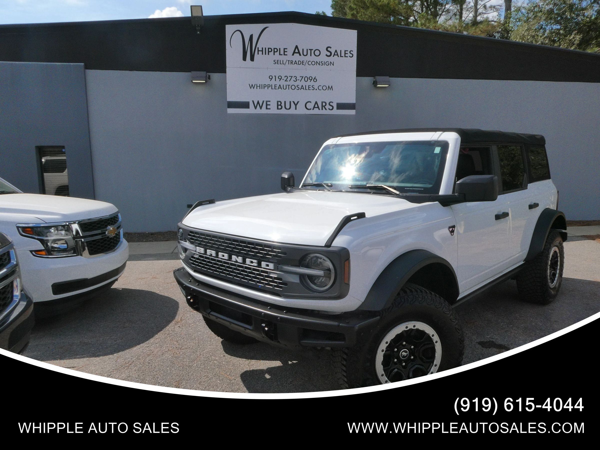 Used 2021 Ford Bronco Badlands w/ Sasquatch Package AWD/4WD image 1