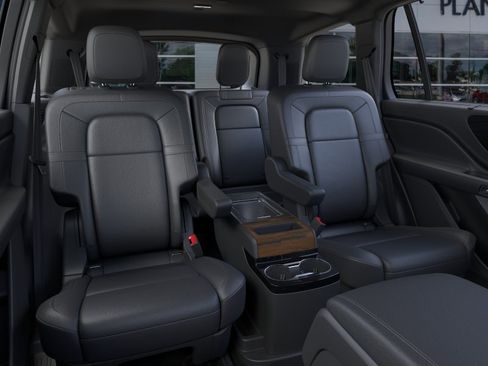 New 2026 Lincoln Aviator Reserve AWD/4WD image 11