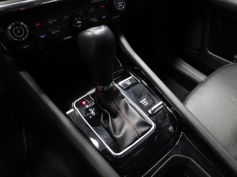 Used 2022 Jeep Compass Limited AWD/4WD image 34