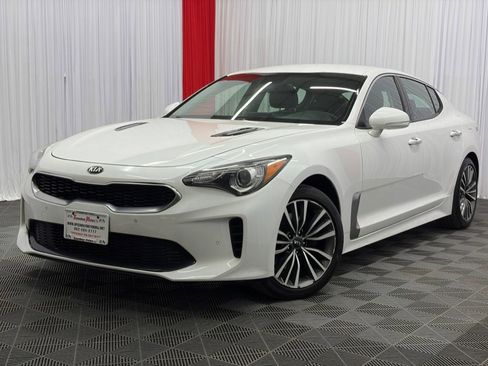 Used 2019 Kia Stinger AWD/4WD image 4