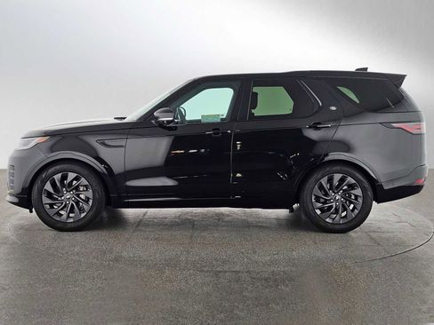 Used 2024 Land Rover Discovery Dynamic SE image 2