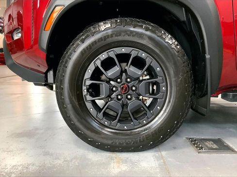 Certified 2022 Nissan Frontier PRO-4X w/ Pro-4X Premium Package image 8