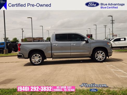 Used 2024 Chevrolet Silverado 1500 High Country w/ High Country Premium Package AWD/4WD image 7