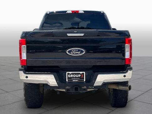 Used 2019 Ford F250 XLT w/ XLT Premium Package AWD/4WD image 5