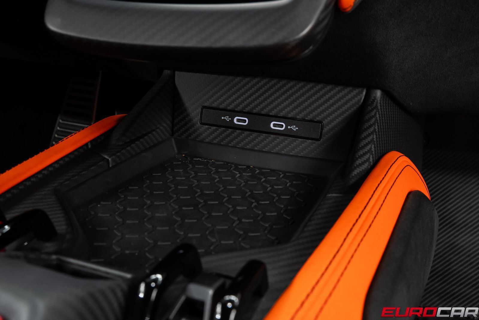Used 2024 Lamborghini Revuelto AWD/4WD image 42