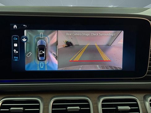 Used 2025 Mercedes-Benz GLE 450e 4MATIC image 30