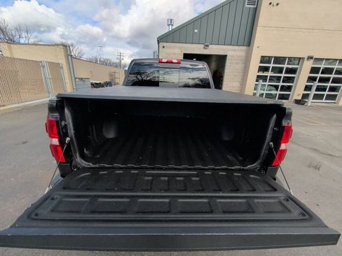 Used 2015 GMC Sierra 1500 SLT w/ SLT Crew Cab Value Package image 16