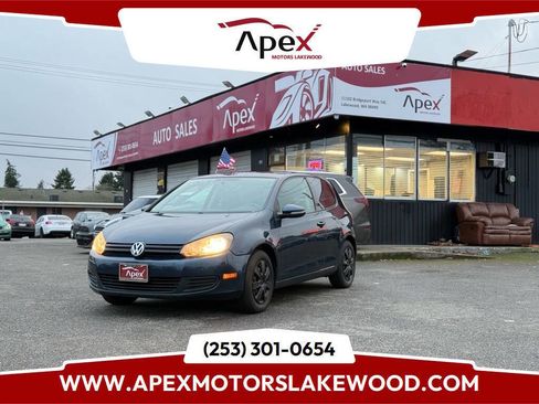 Used 2010 Volkswagen Golf 2-Door image 1