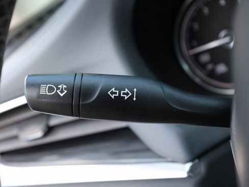 Used 2020 Buick Enclave Preferred image 35