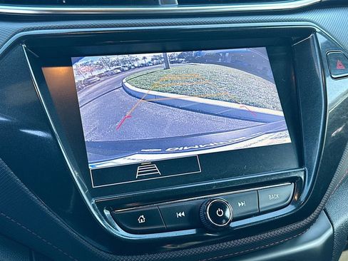 Used 2023 Chevrolet TrailBlazer RS w/ Convenience Package image 14