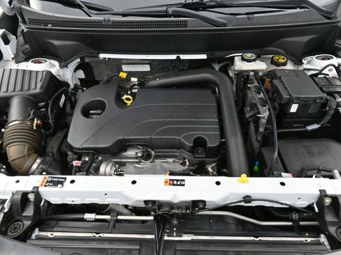Used 2023 Chevrolet Equinox RS FWD image 33