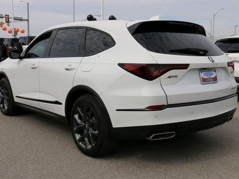 Used 2023 Acura MDX A-Spec image 7