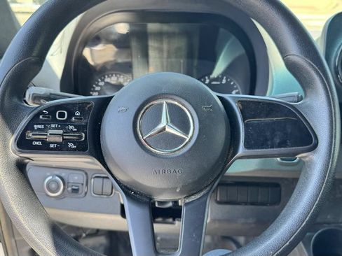 Used 2021 Mercedes-Benz Sprinter 2500 w/ Driver Convenience Package image 20