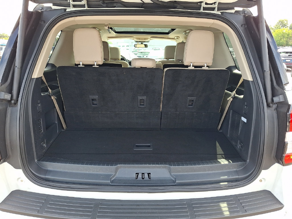Used 2024 Ford Expedition XLT AWD/4WD image 31