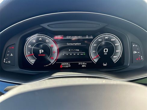 Used 2023 Audi Q8 Premium Plus w/ Premium Plus Package image 25