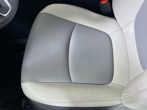 Certified 2022 Toyota RAV4 XLE Premium image 16