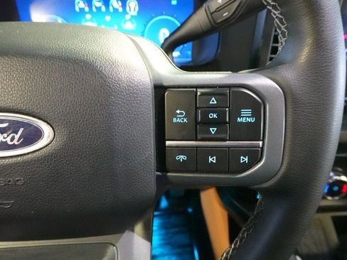 Used 2025 Ford F250 Lariat w/ Lariat Ultimate Package AWD/4WD image 13