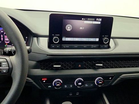 Used 2024 Honda Accord EX image 18